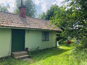 Fisherman s Cottage overlooking the river